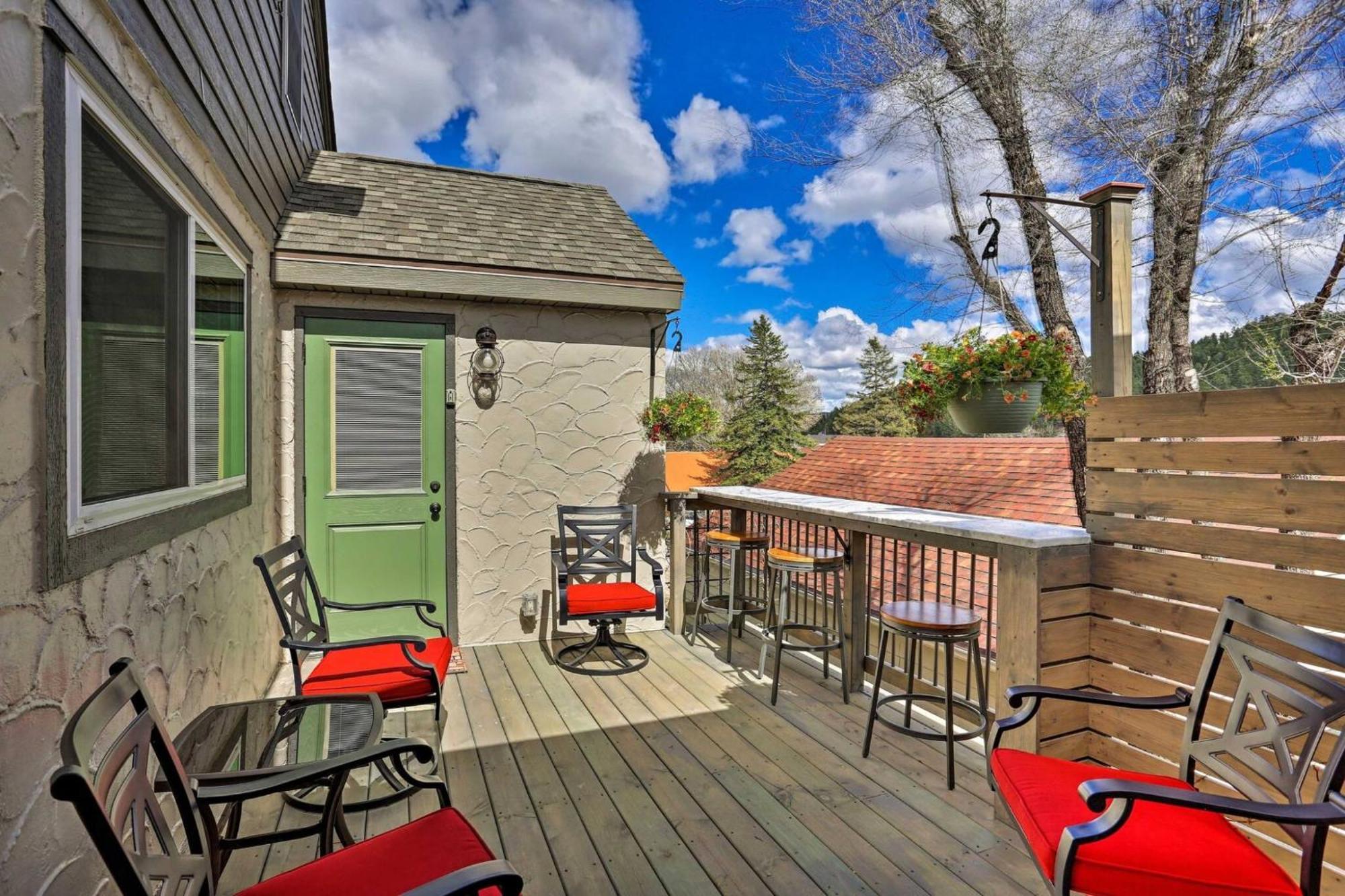 Cozy Custer Cottage W Deck: Walk To Shops Food Exteriér fotografie